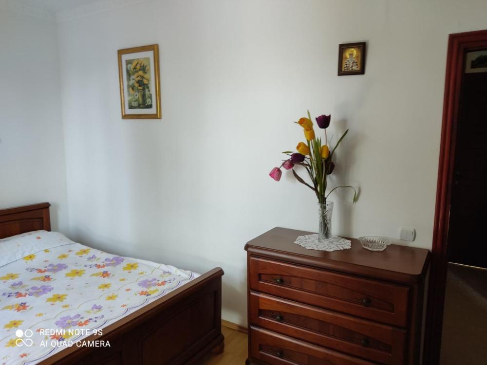 Apartment Botanicheskiy Sad Sutomore Exteriör bild